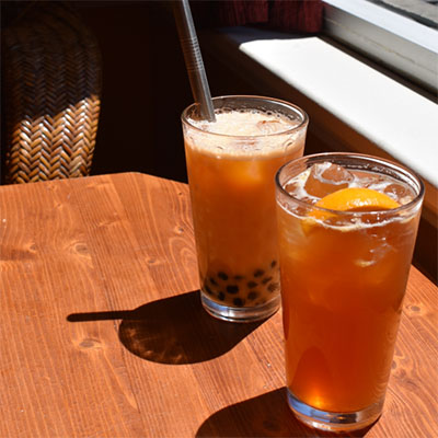 Two glasses of bubble tea